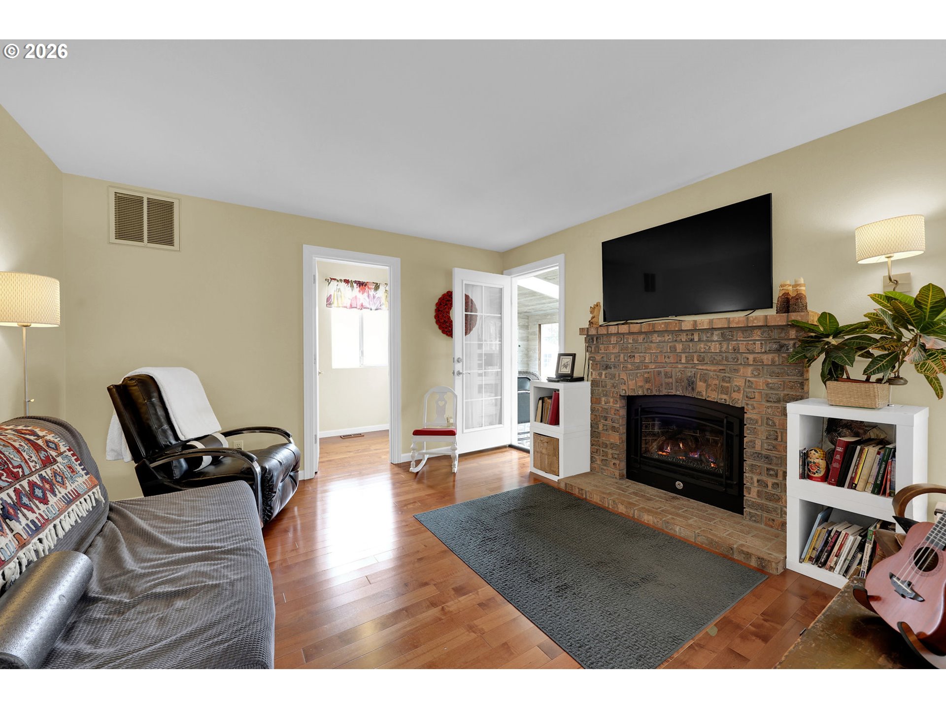 property viewer photo 17