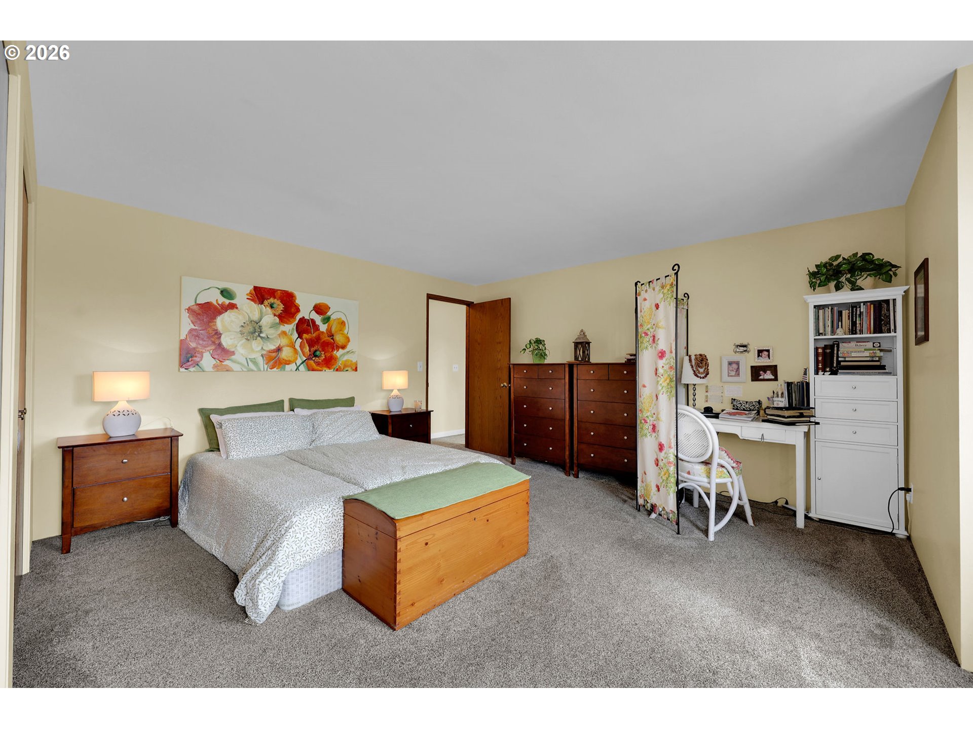 property viewer photo 25