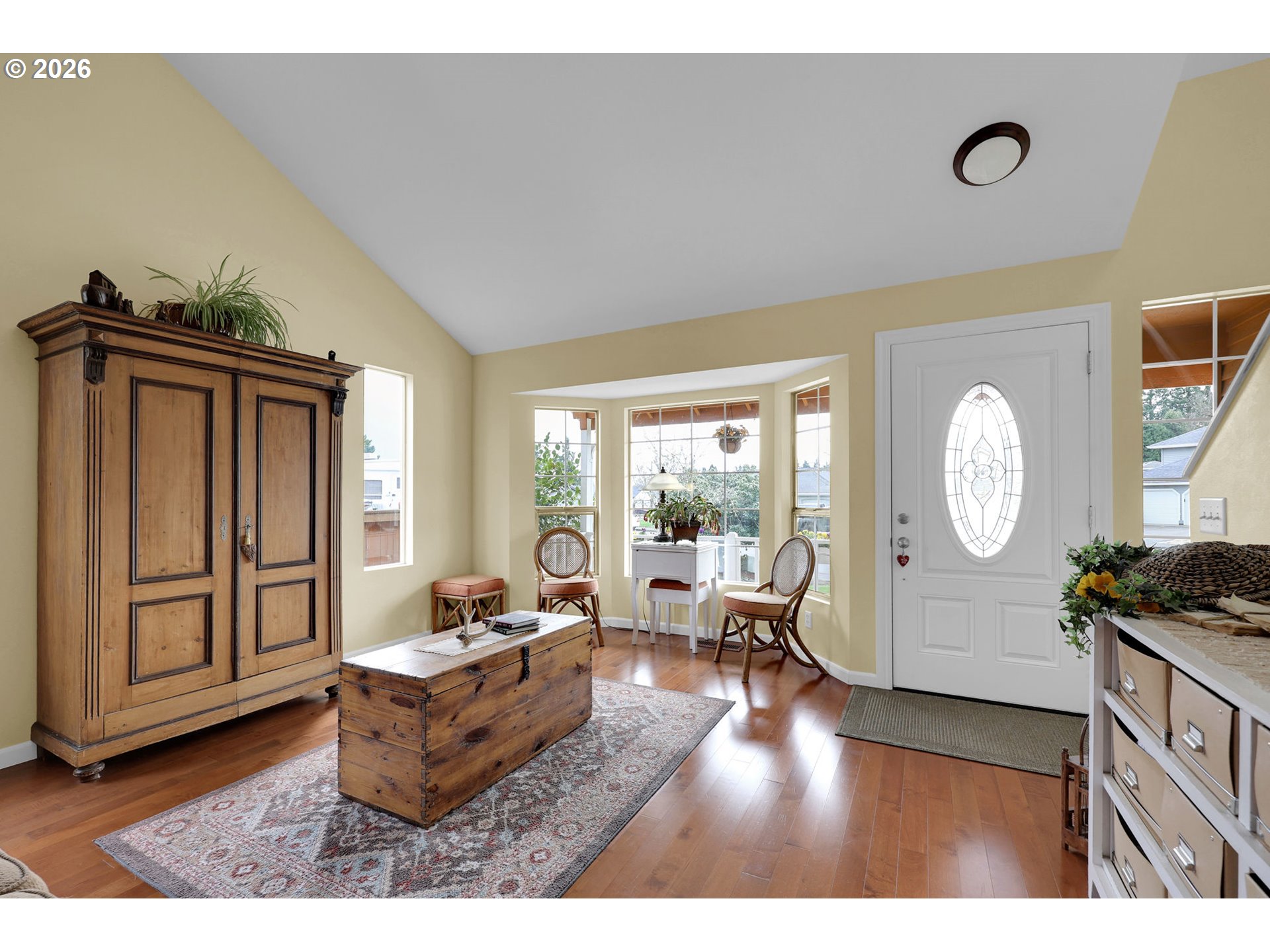 property viewer photo 9
