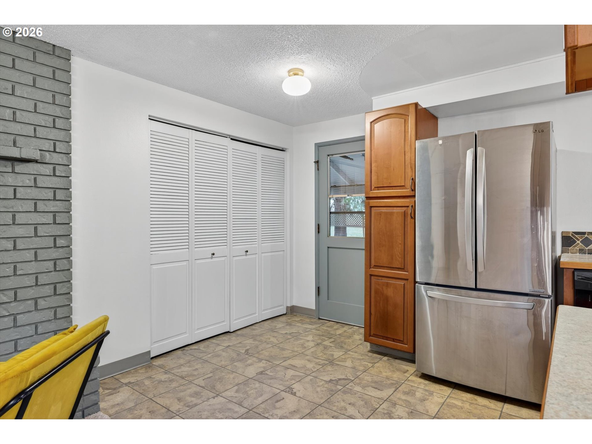 property viewer photo 15