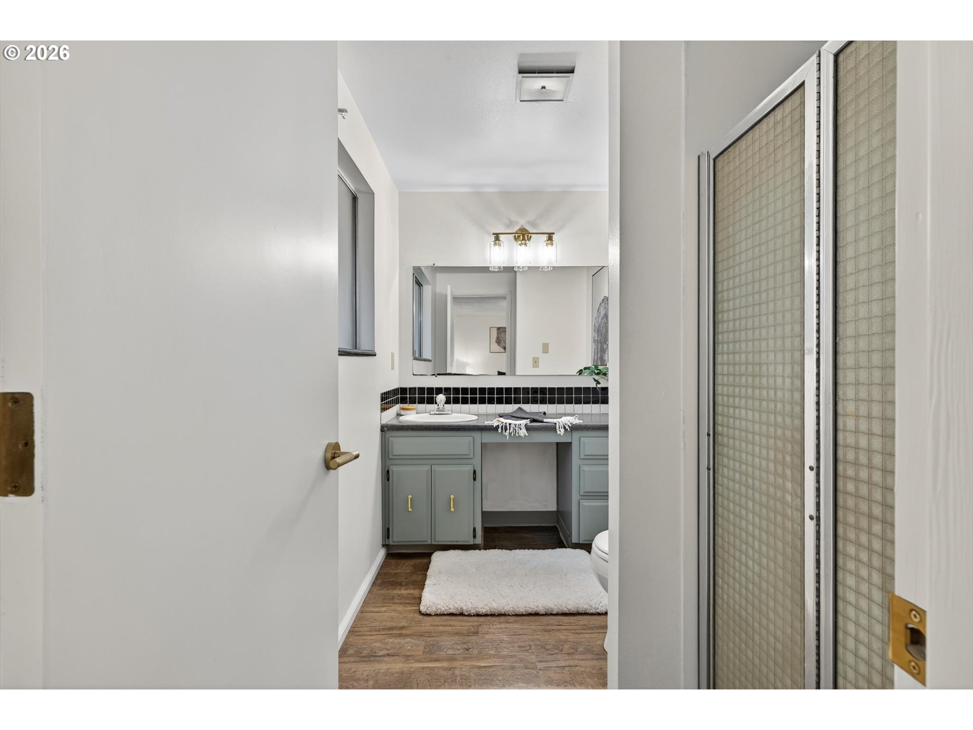 property viewer photo 19