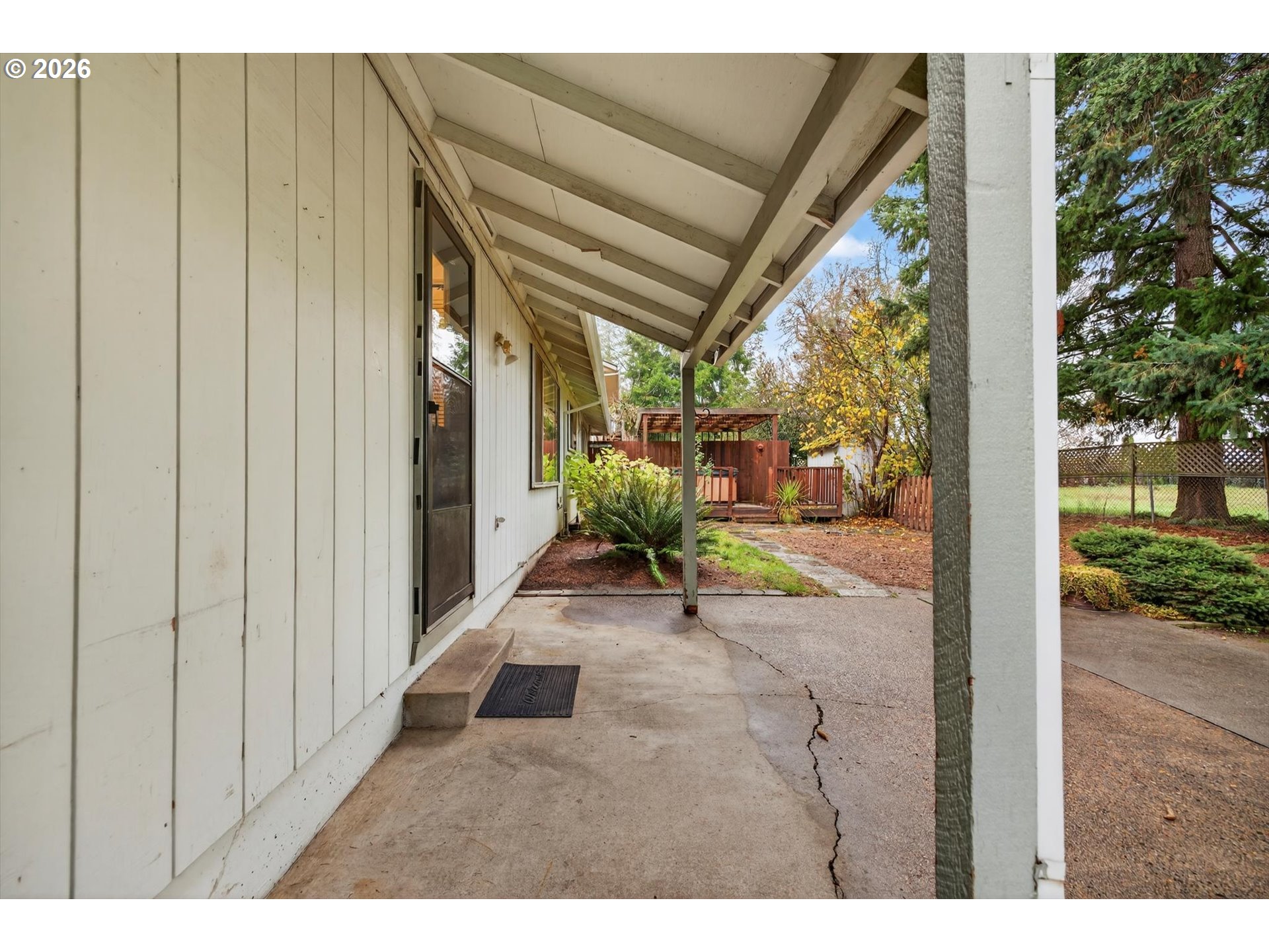 property viewer photo 25