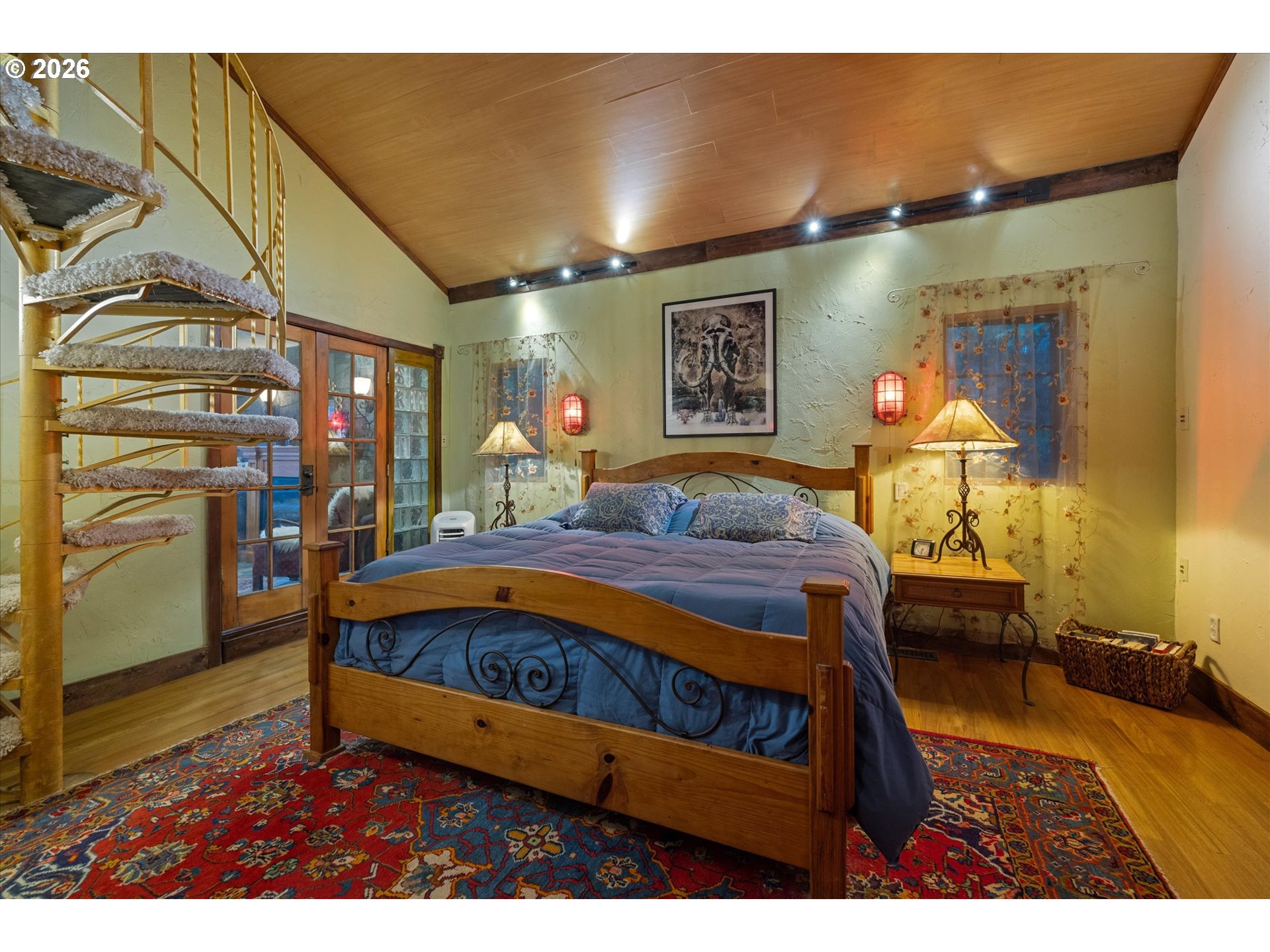 main property photo 15