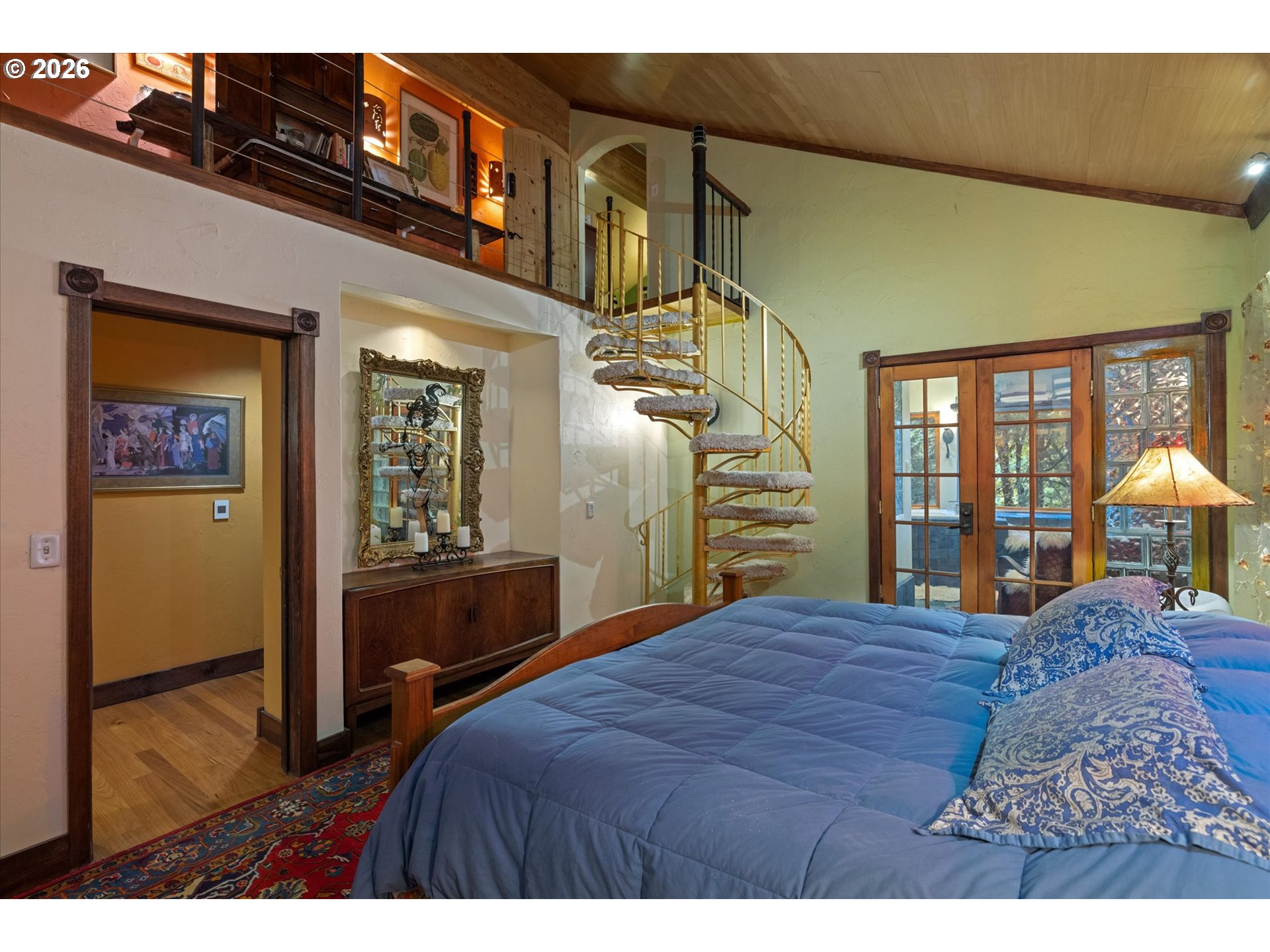 main property photo 16