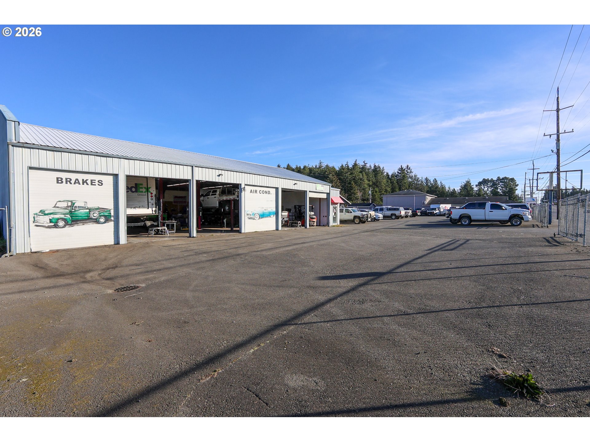 main property photo 9