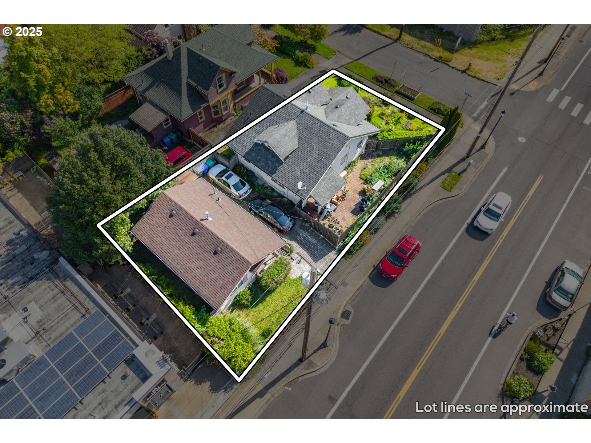 main property photo 7