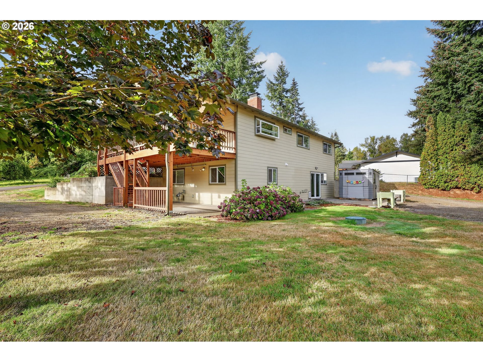 main property photo 30