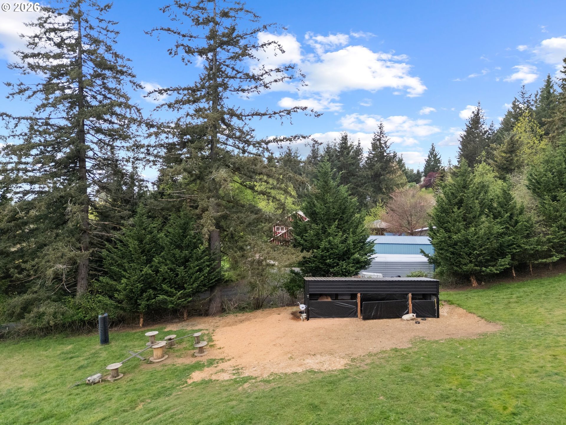 main property photo 12