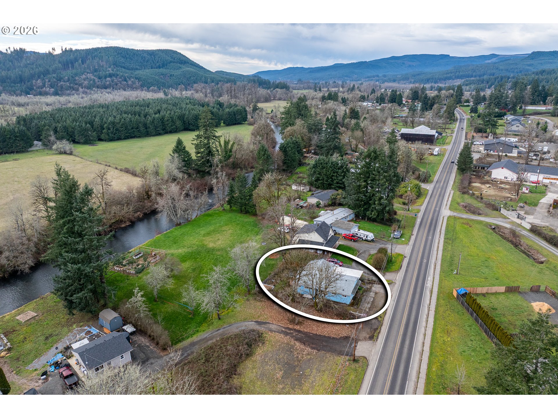 main property photo 29