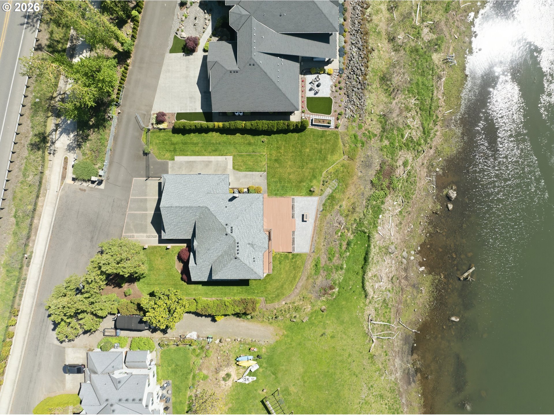 main property photo 43