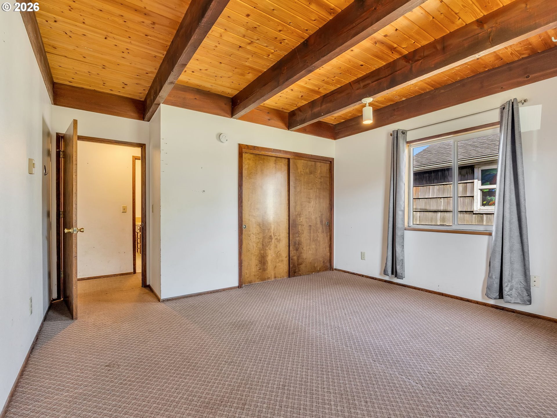 property viewer photo 15