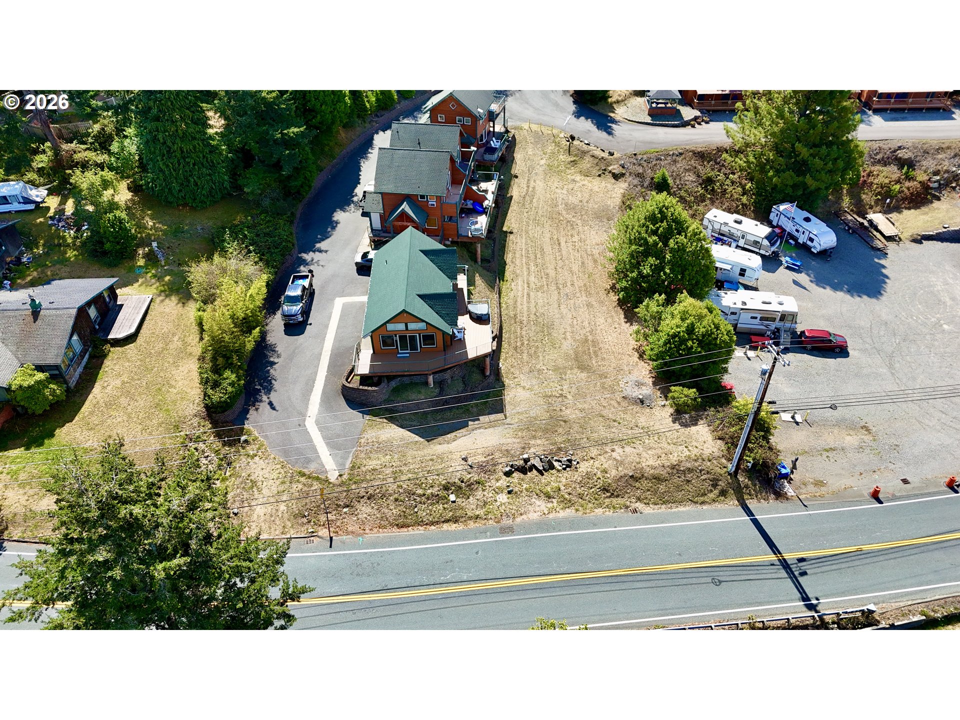 main property photo 26
