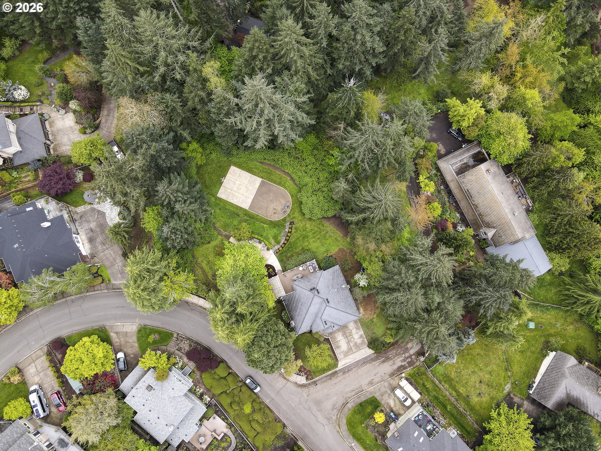 main property photo 45