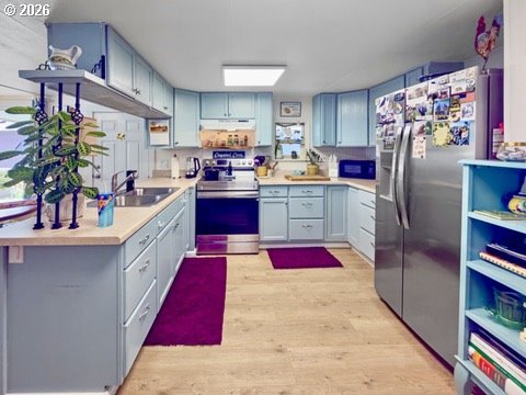 main property photo 11