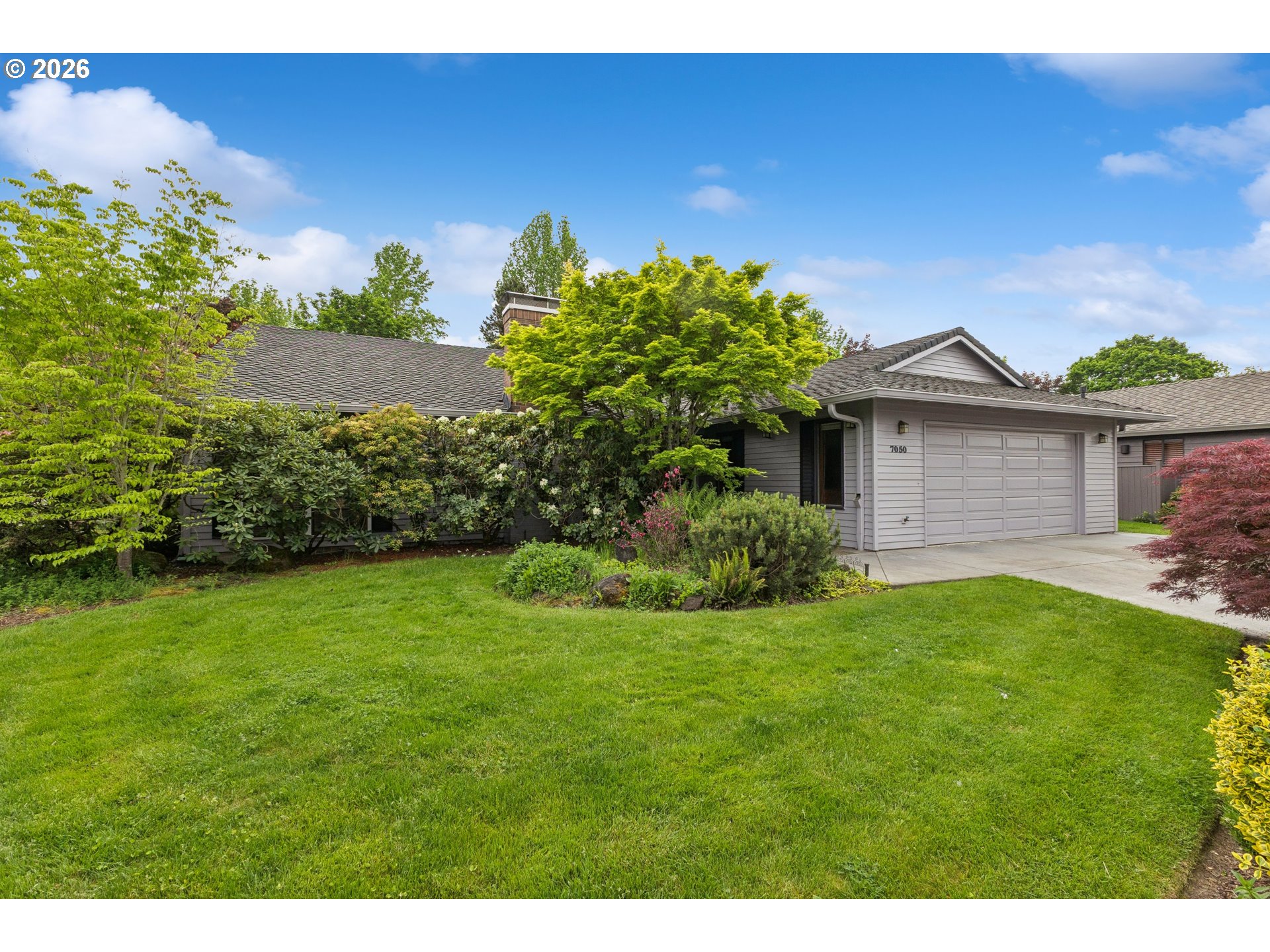 property viewer photo 1