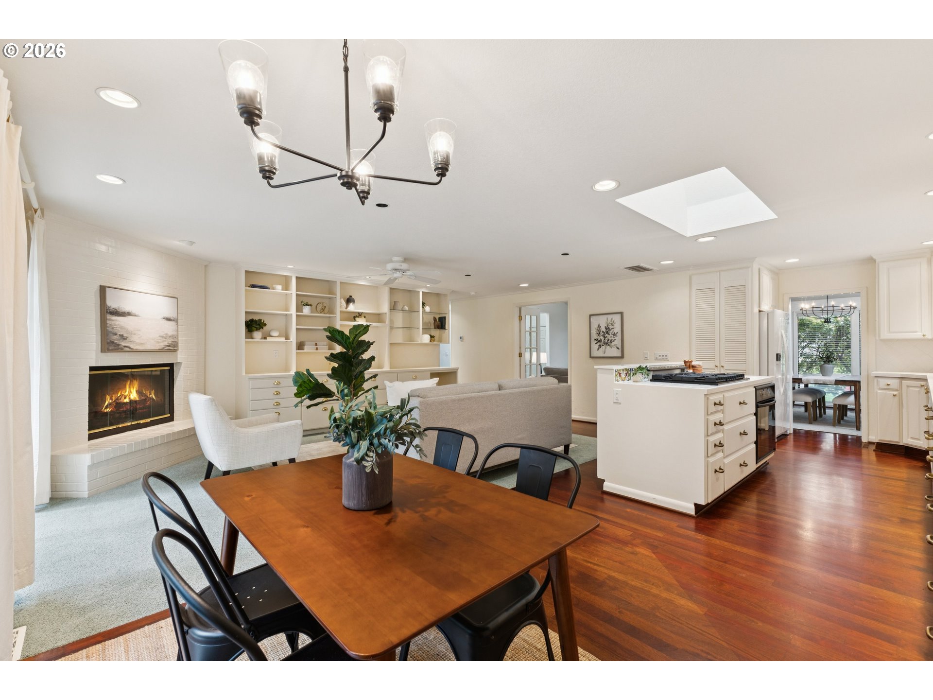 property viewer photo 15