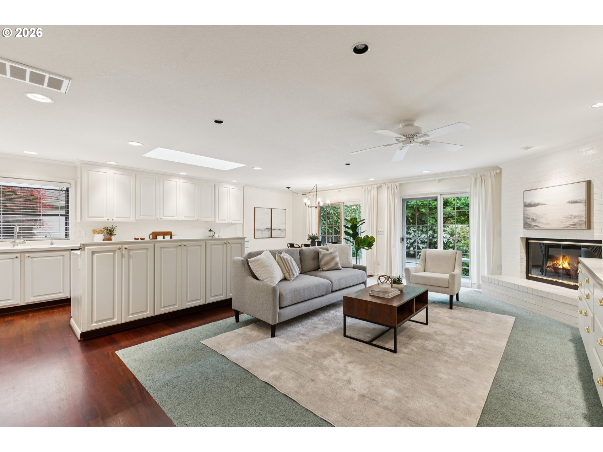 property viewer photo 16
