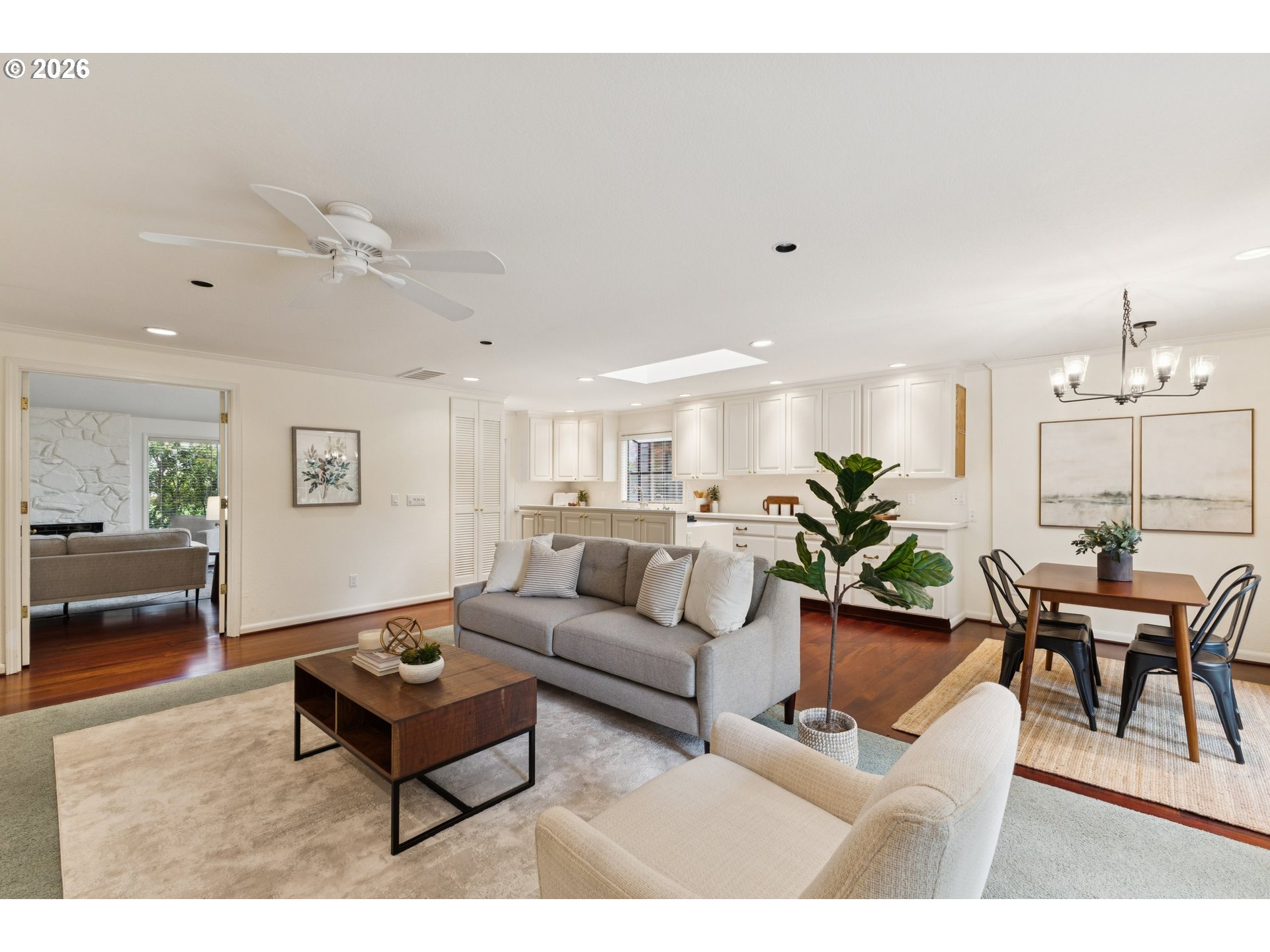 property viewer photo 19