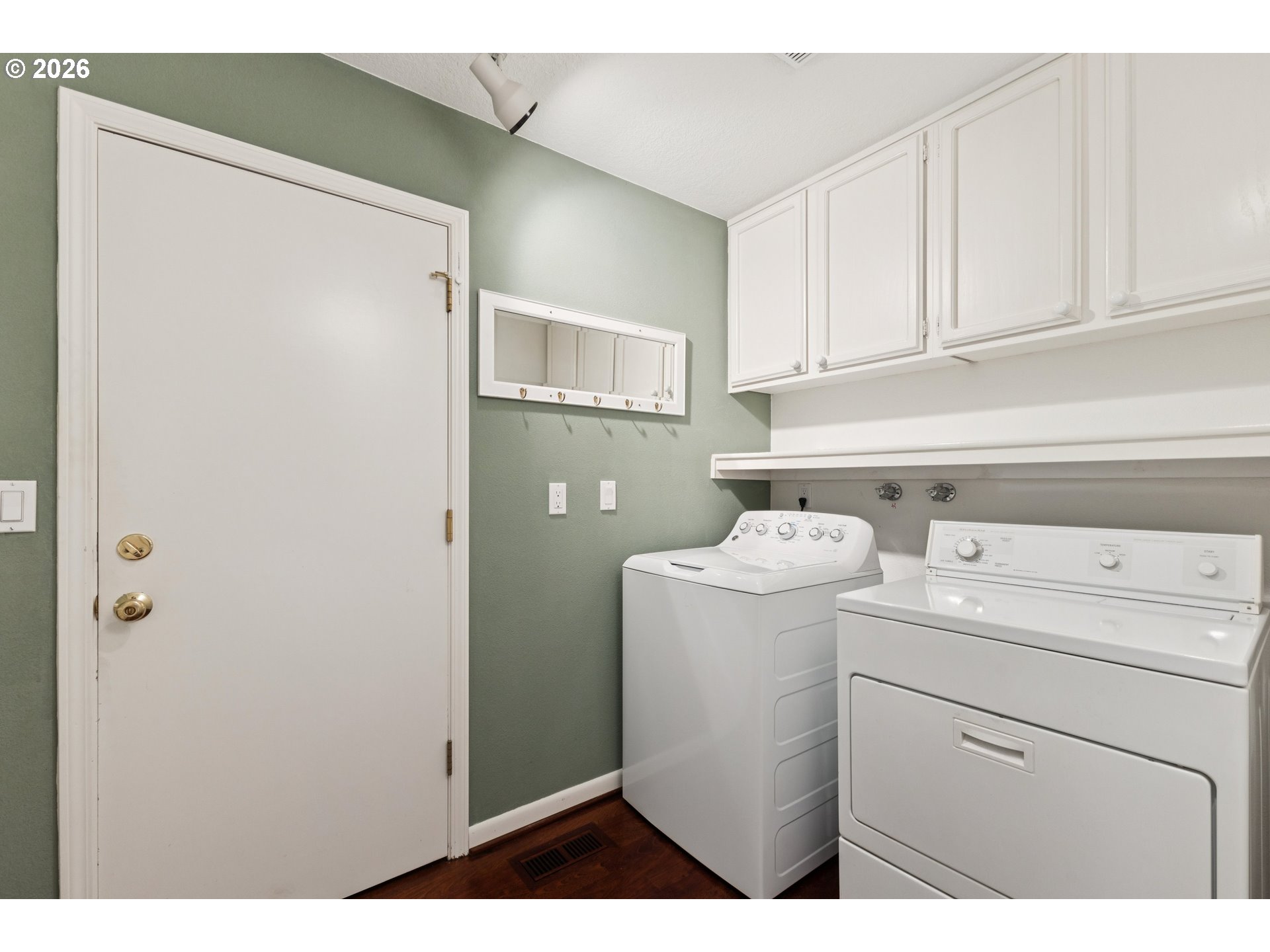 property viewer photo 29