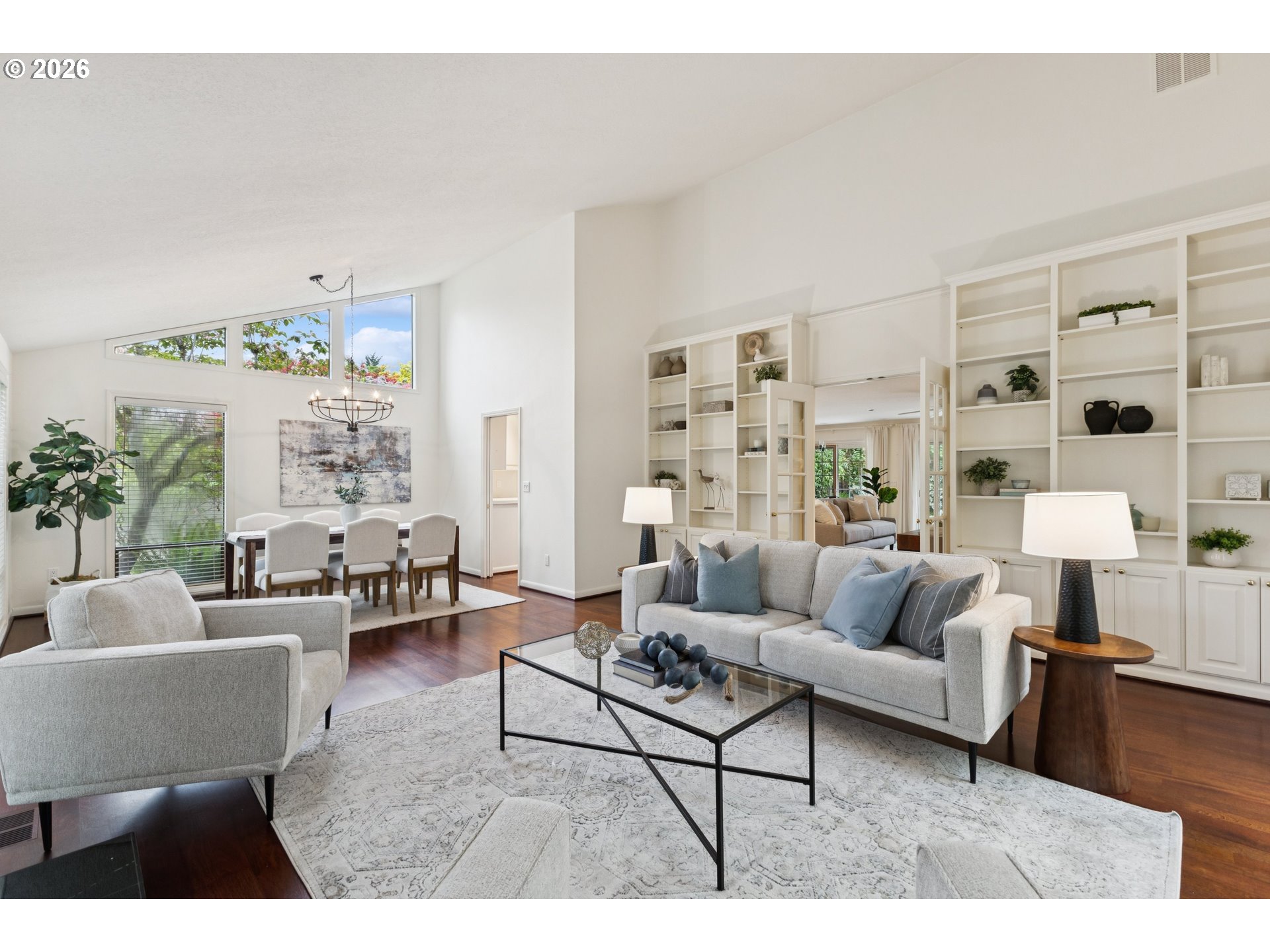 property viewer photo 3