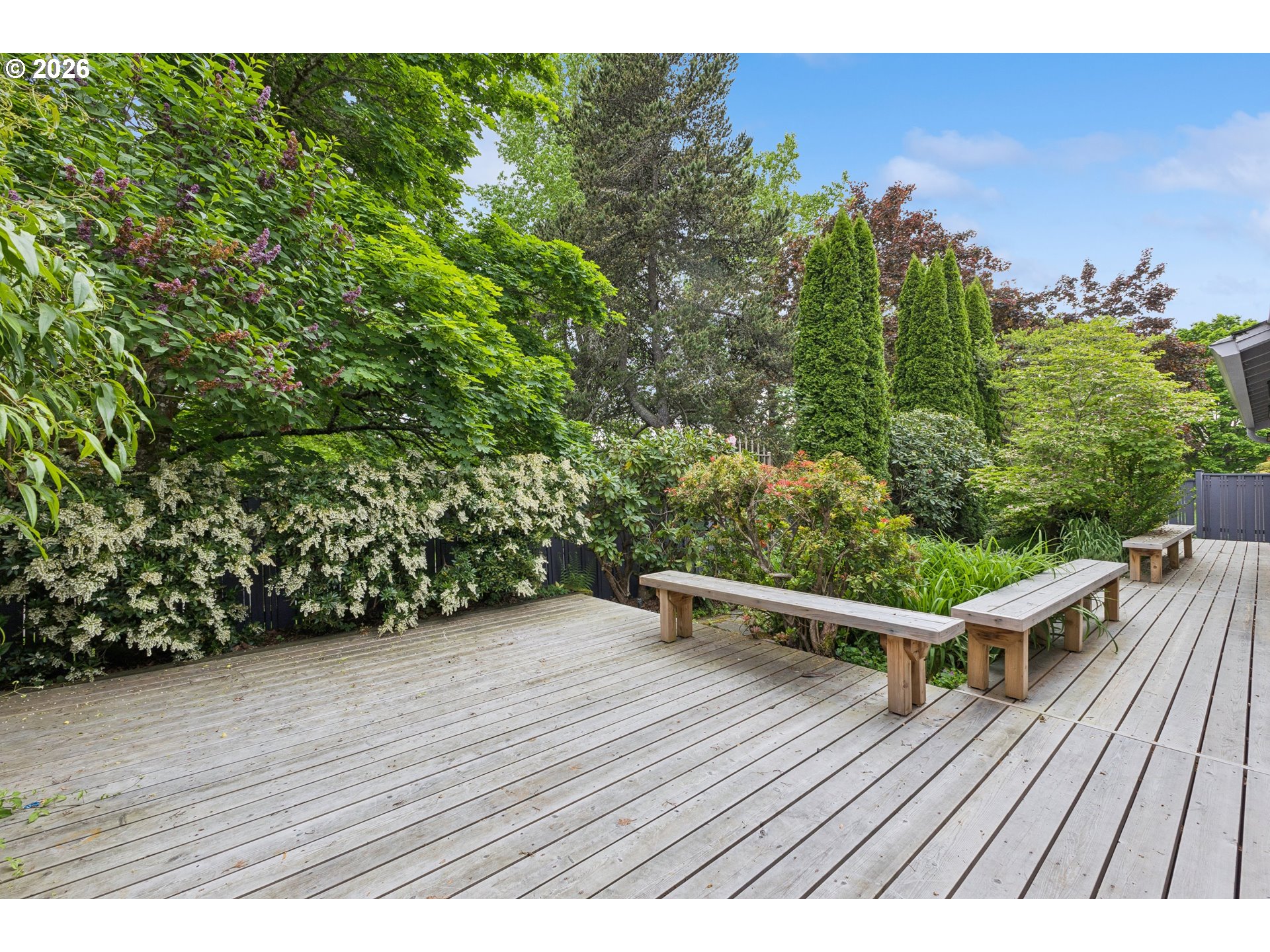 property viewer photo 31