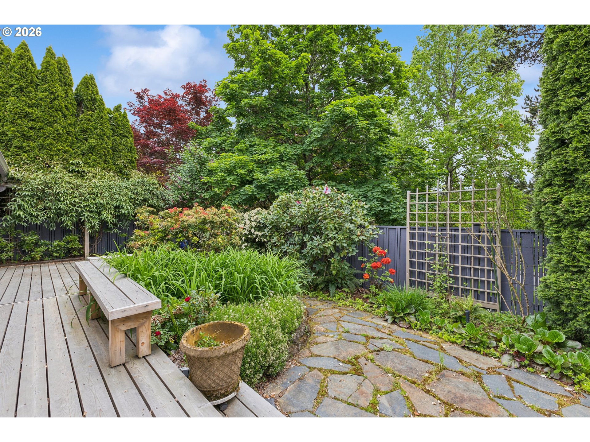 property viewer photo 32
