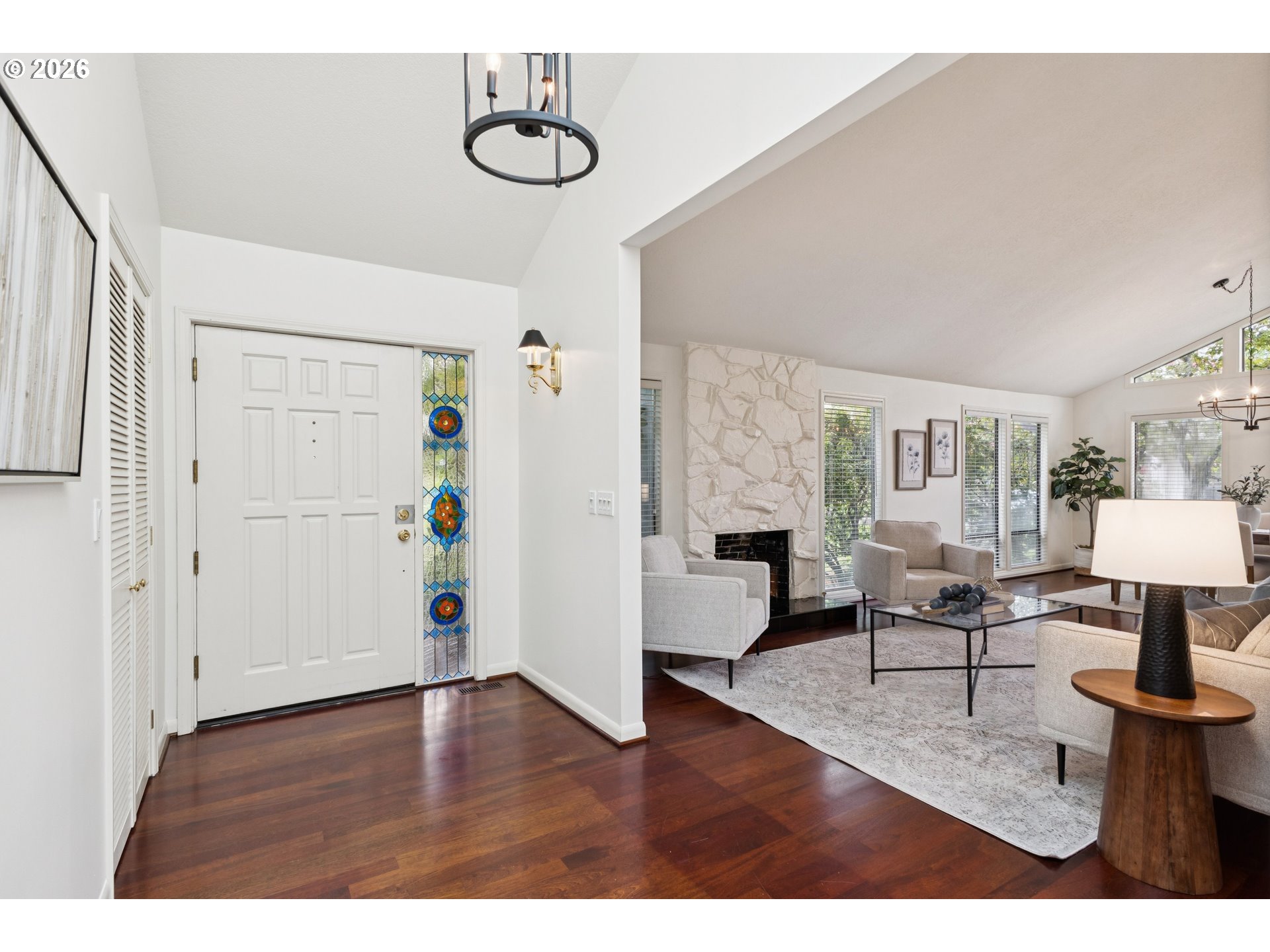 property viewer photo 5