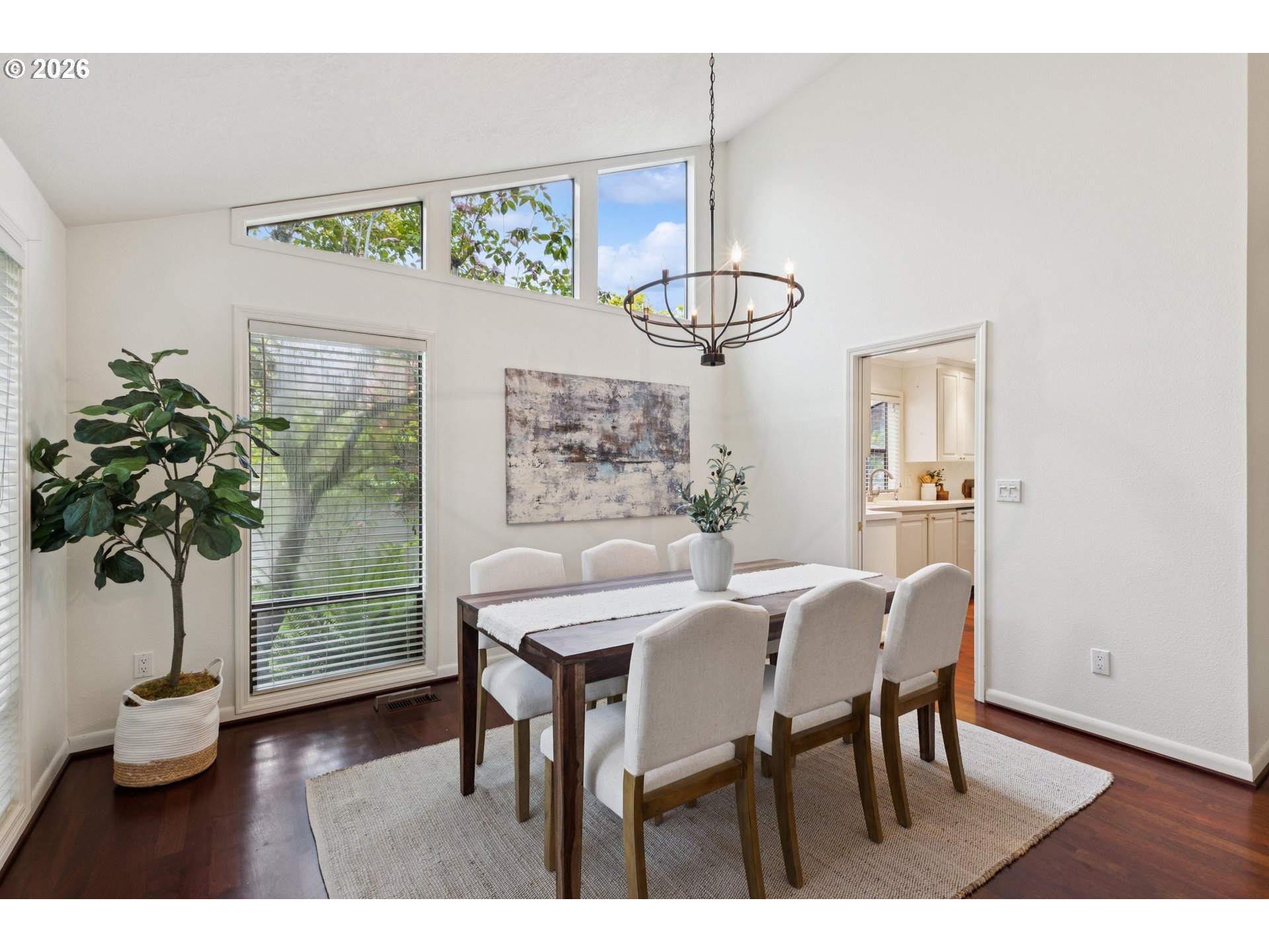 property viewer photo 9
