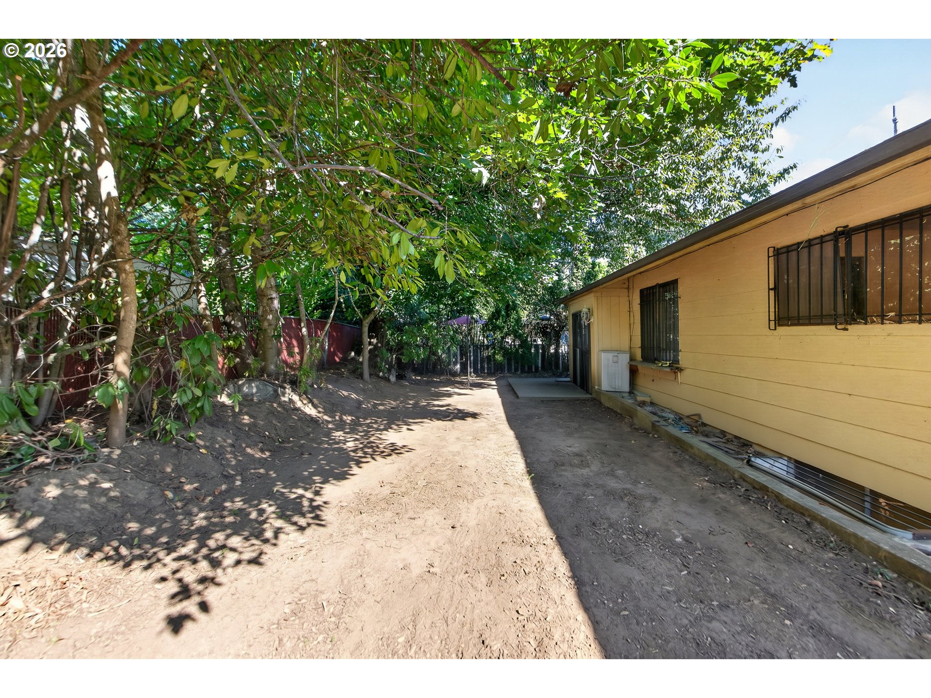main property photo 37