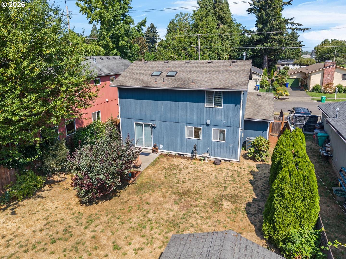 main property photo 30