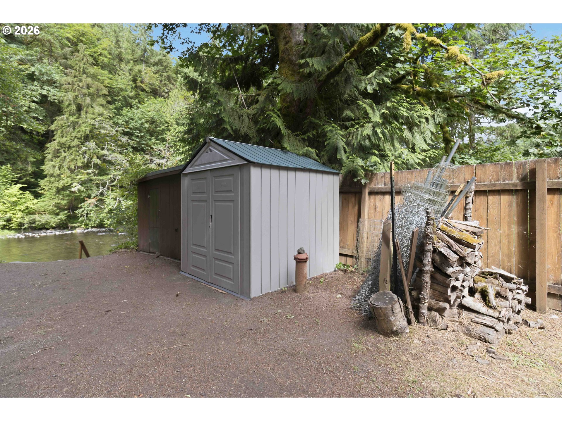 main property photo 26