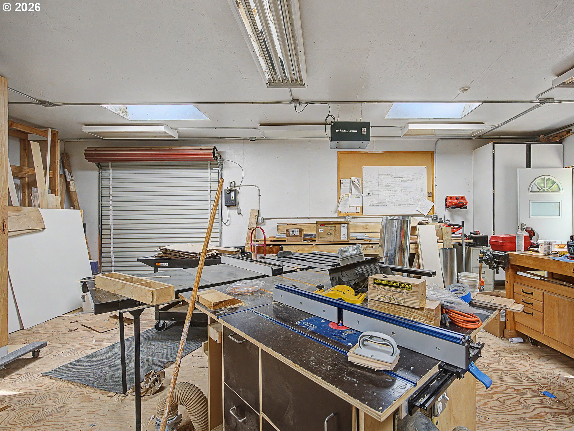 main property photo 34