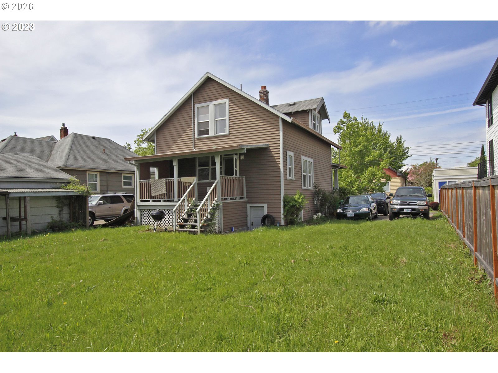 main property photo 14