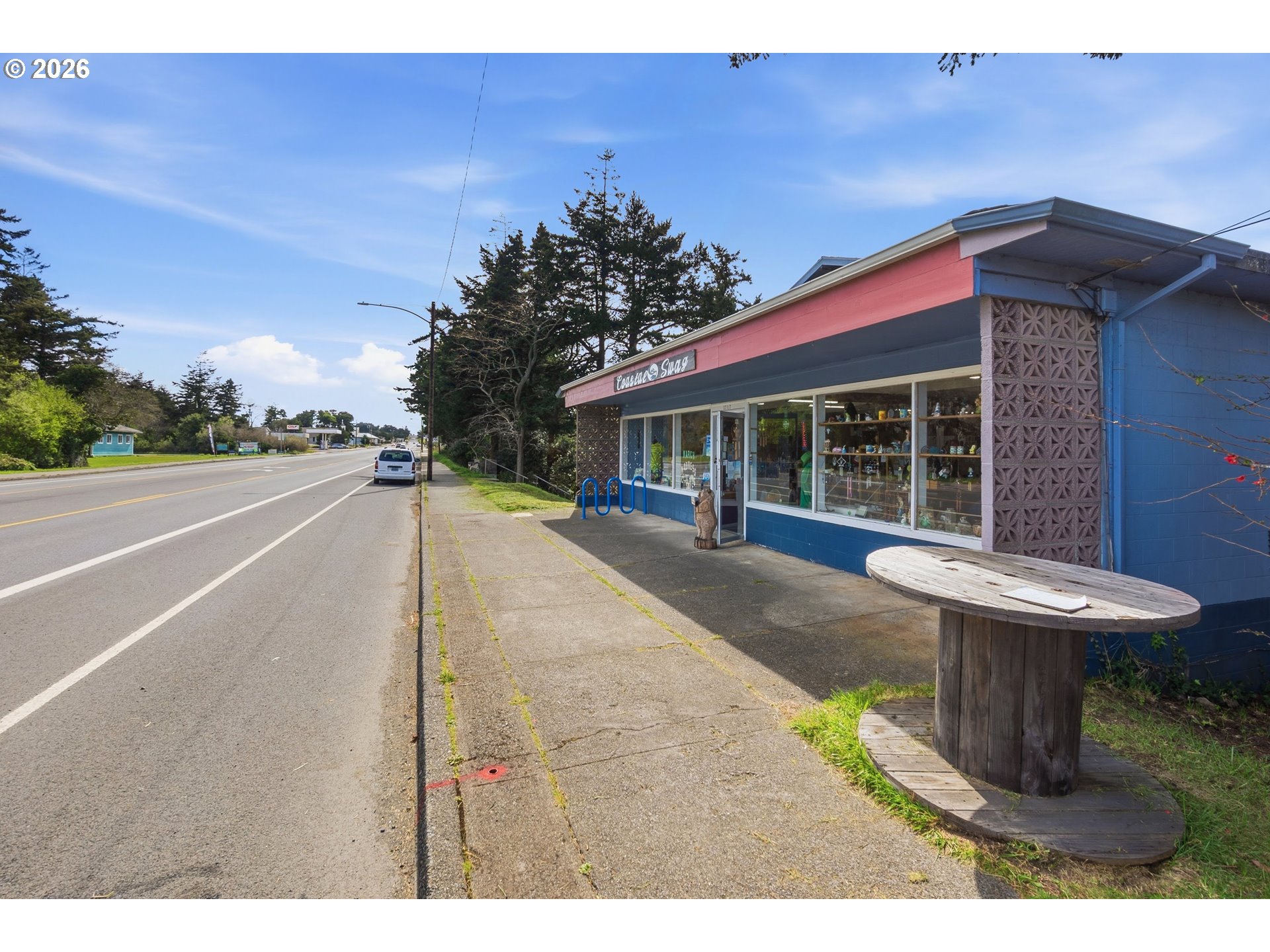 main property photo 8