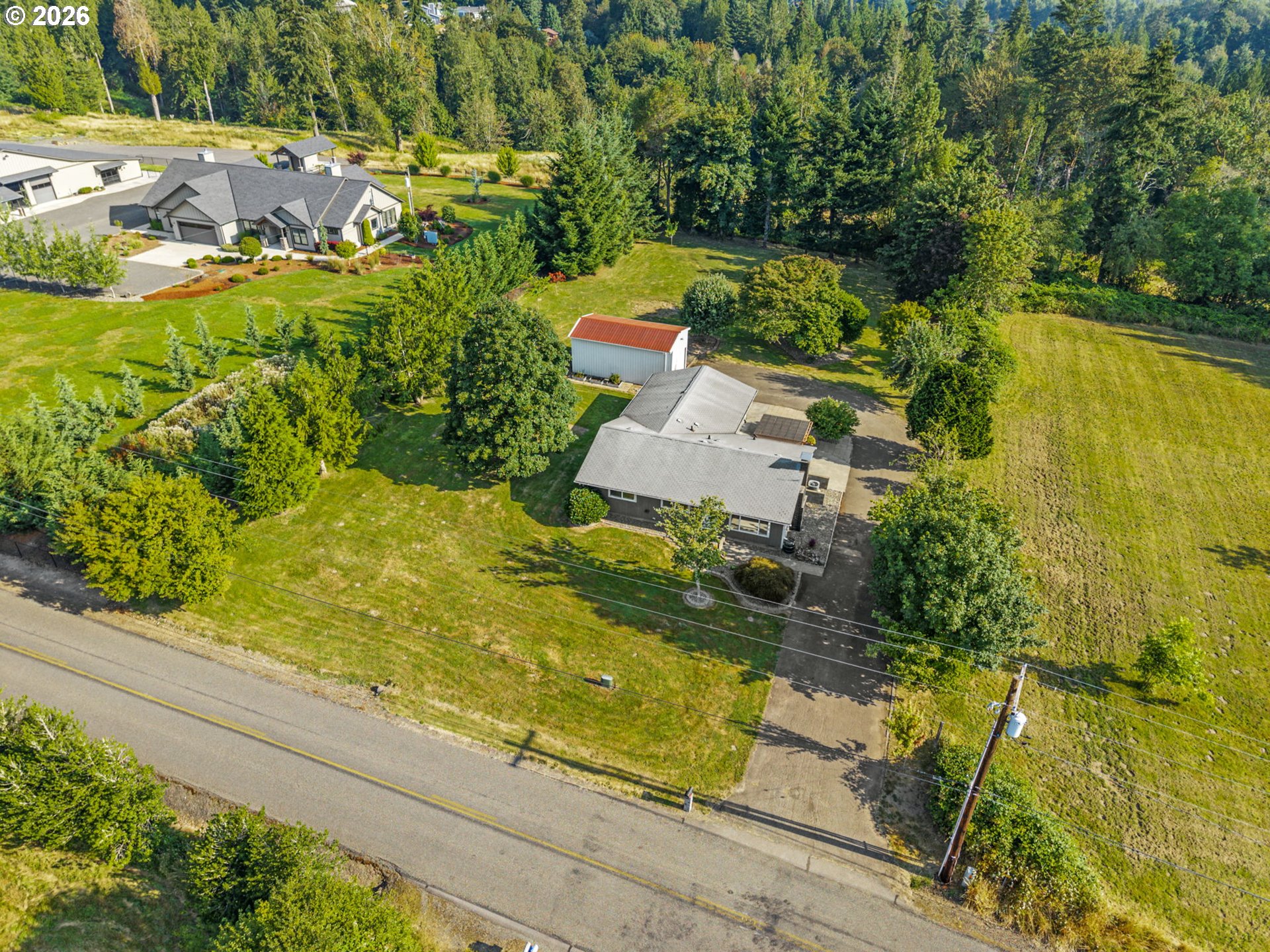 main property photo 23