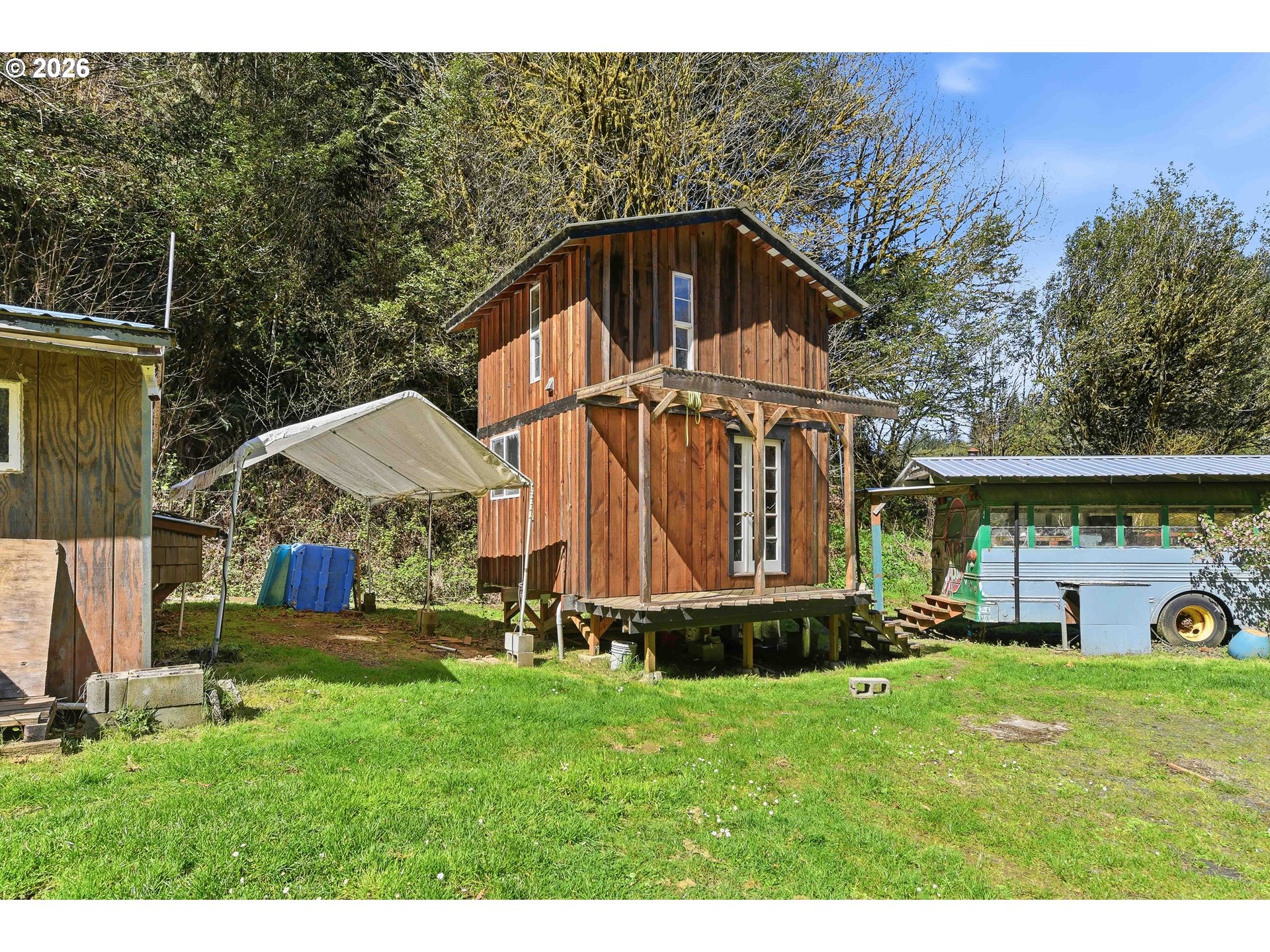 main property photo 36