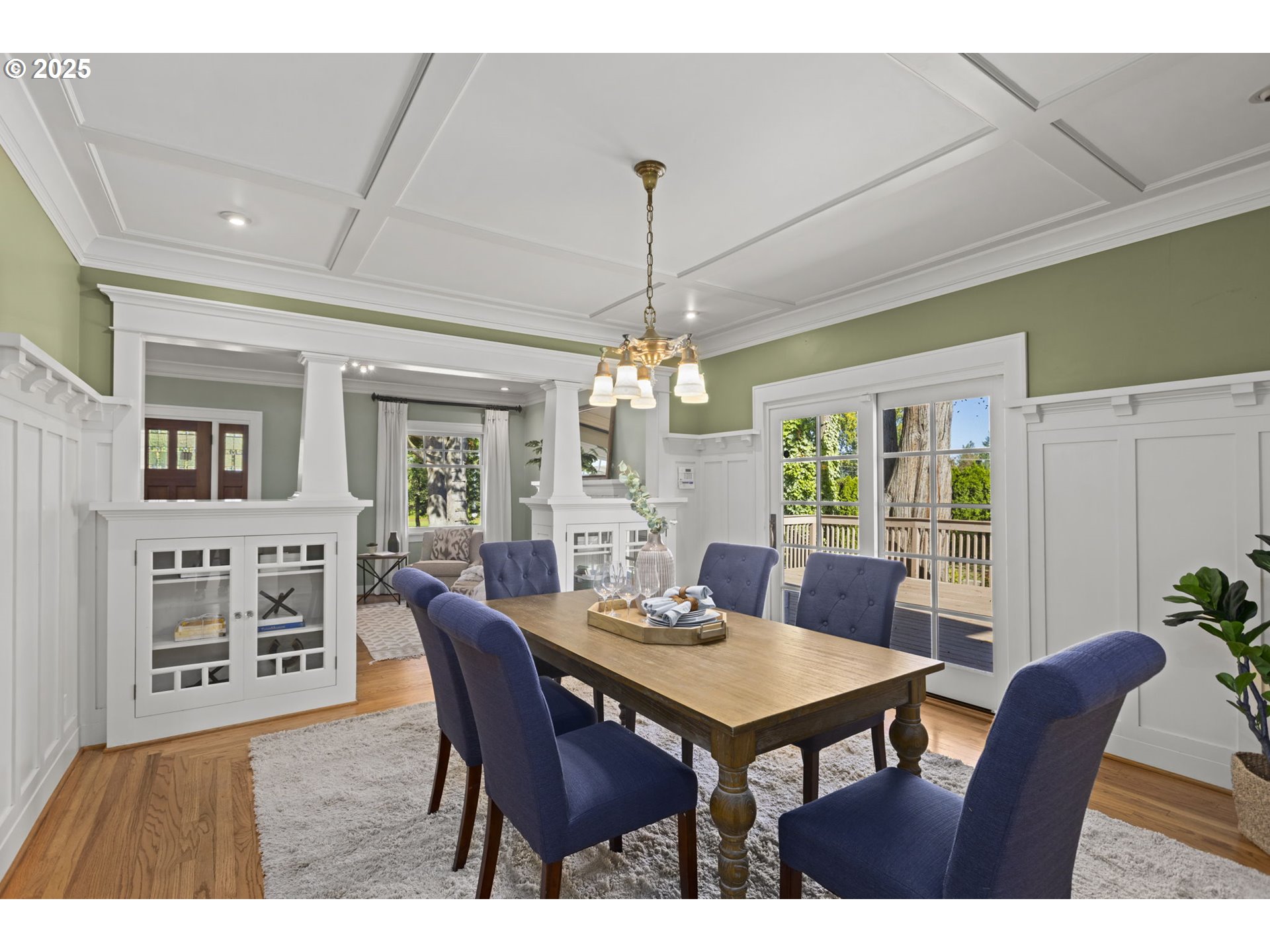 property viewer photo 10