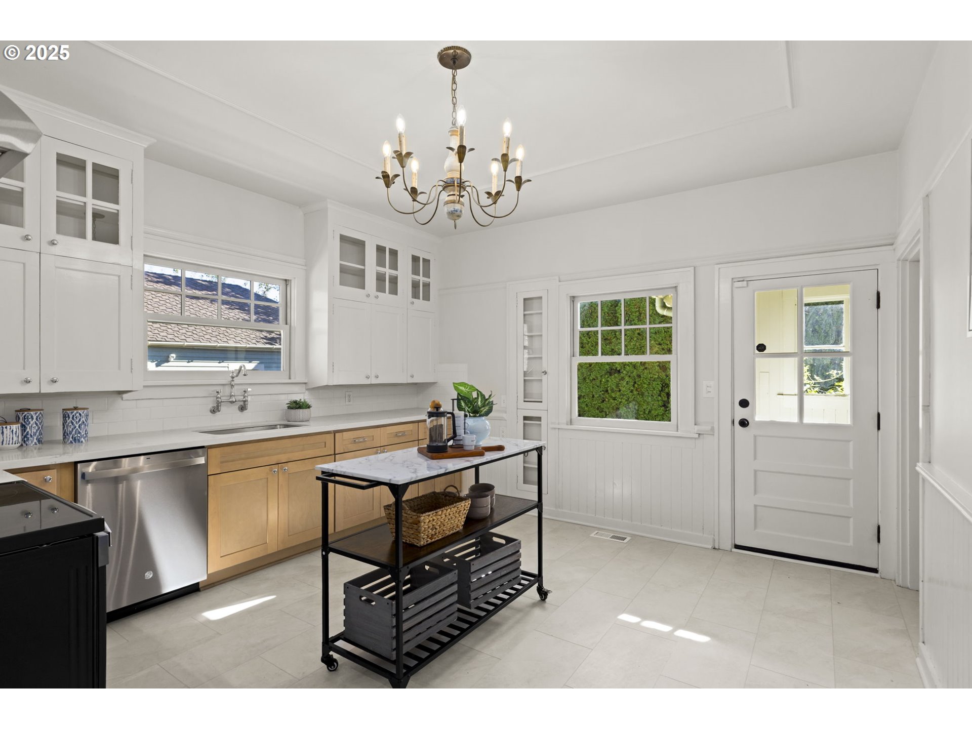 property viewer photo 13