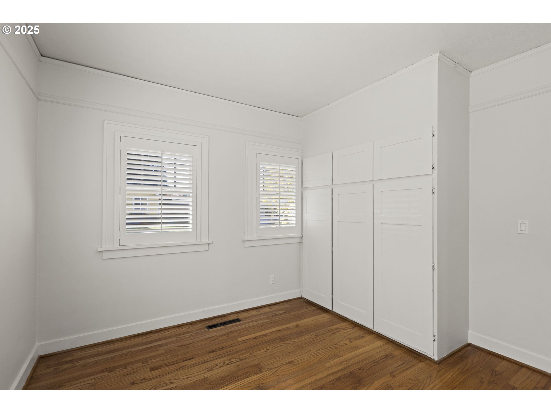 property viewer photo 17