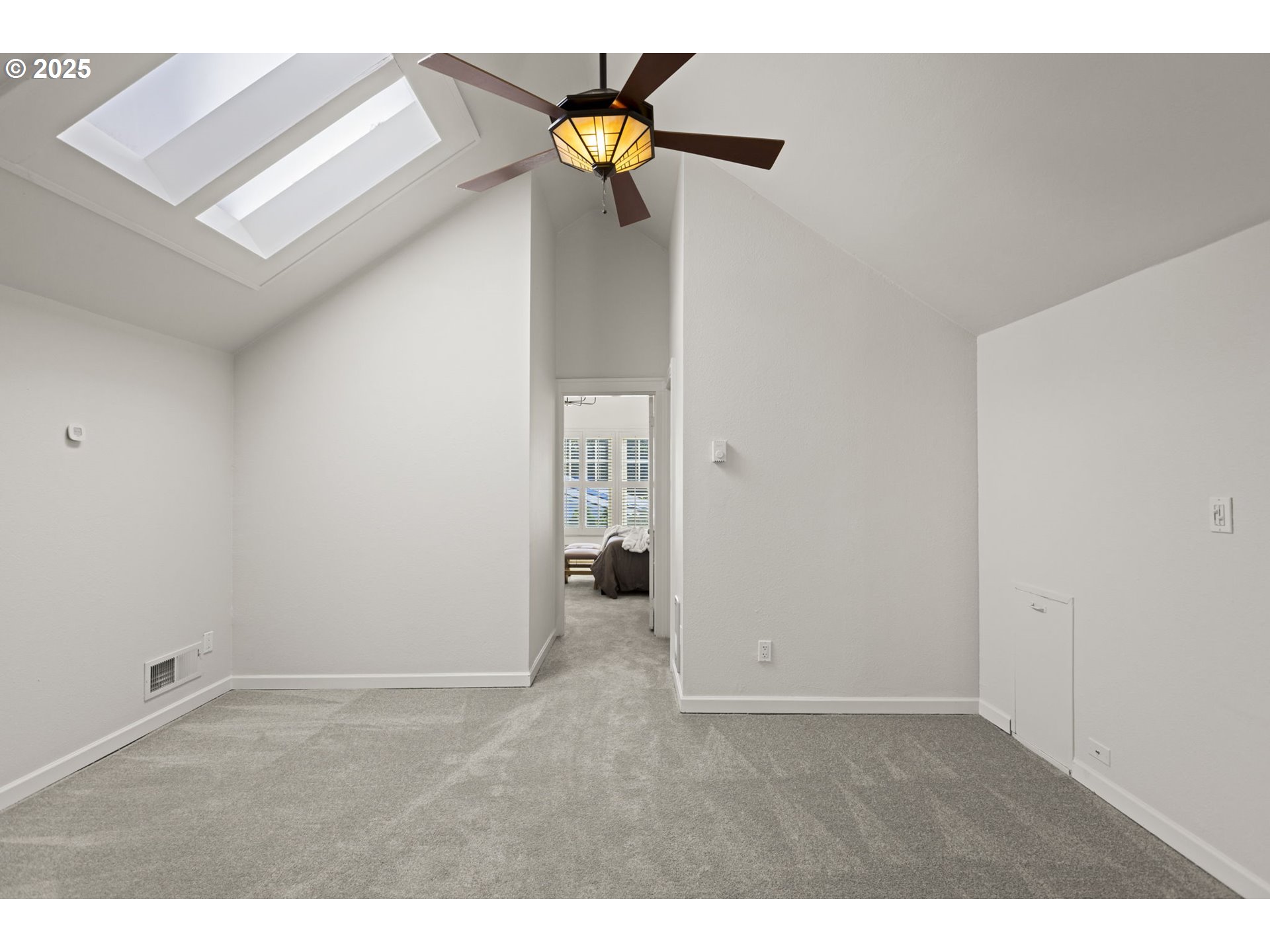 property viewer photo 21