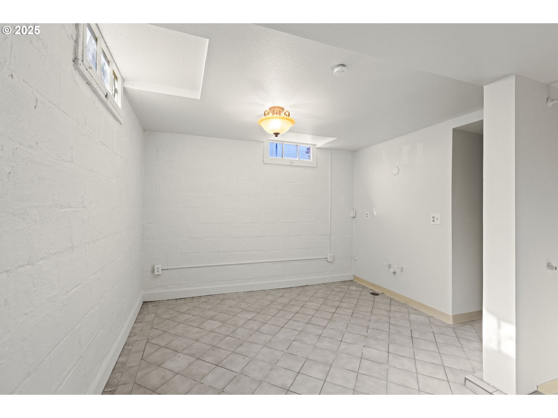 property viewer photo 34
