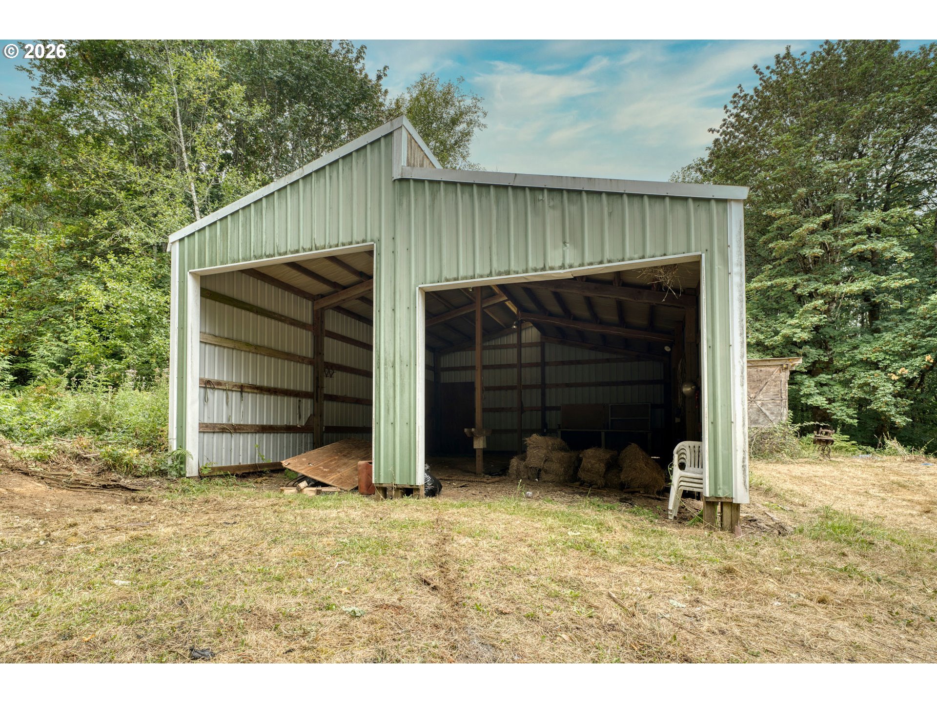 main property photo 25