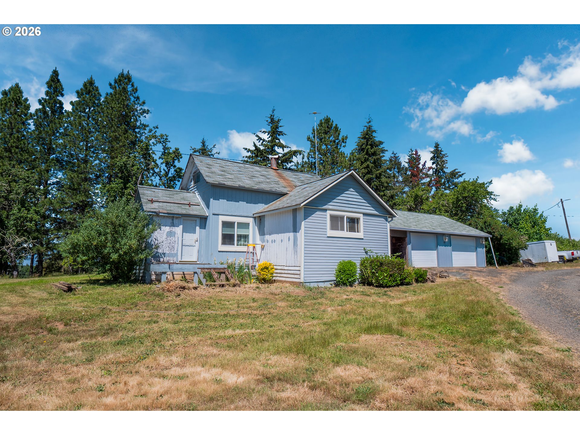 main property photo 14
