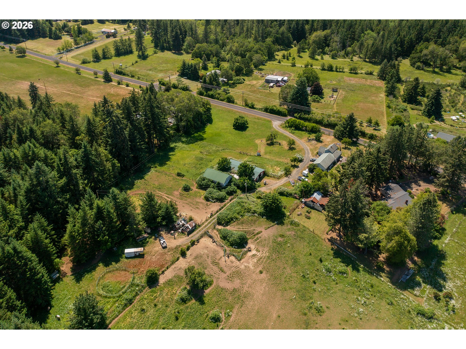 main property photo 6