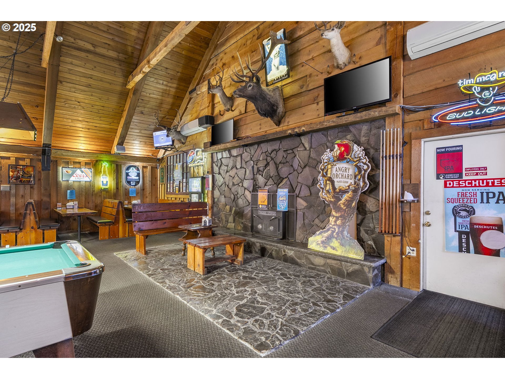 main property photo 10