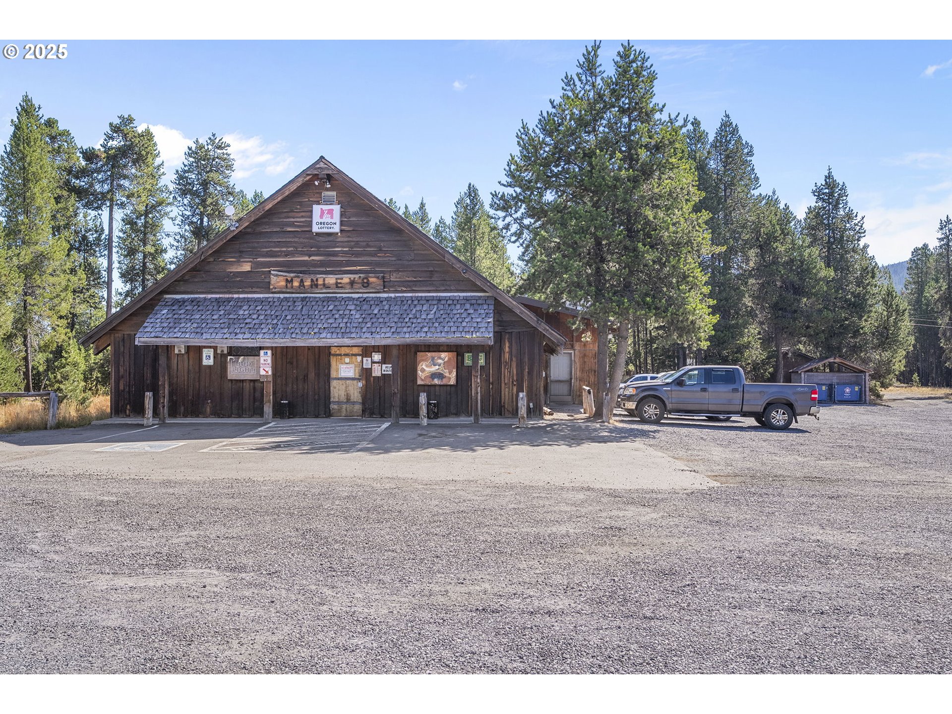 main property photo 43