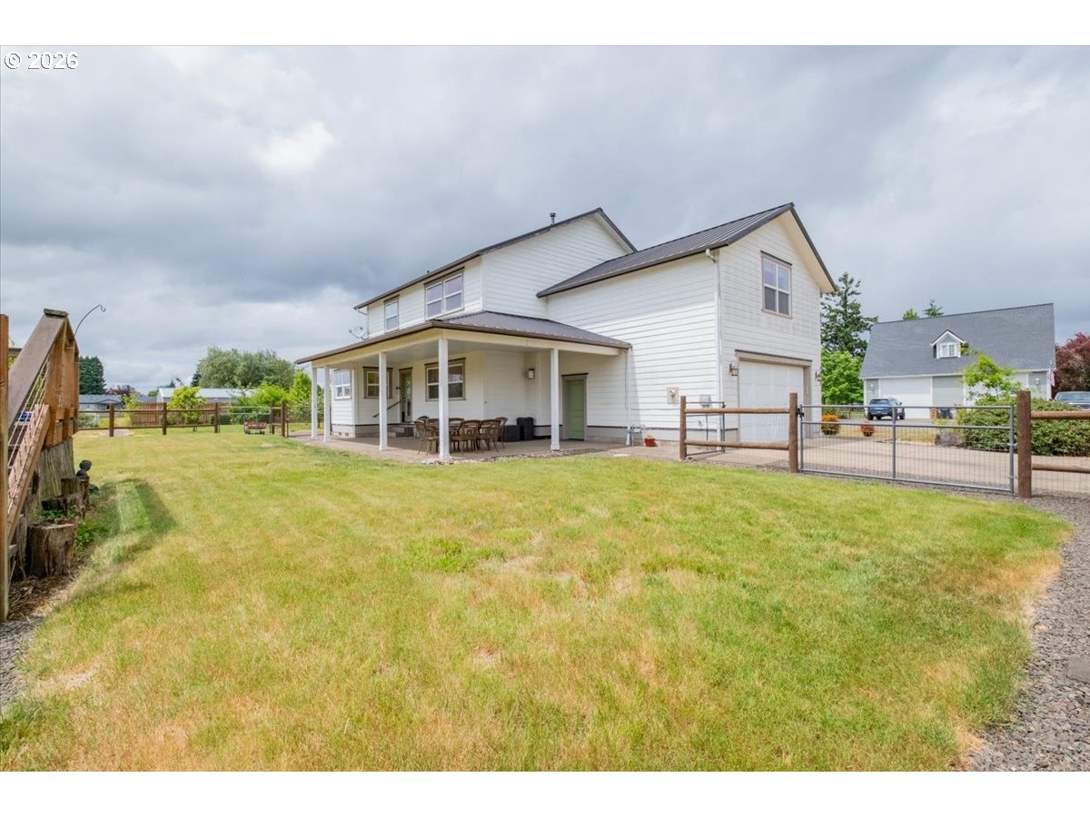 main property photo 41