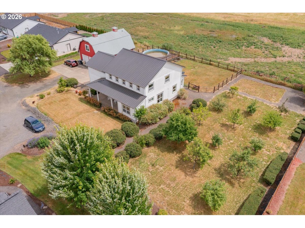 main property photo 43