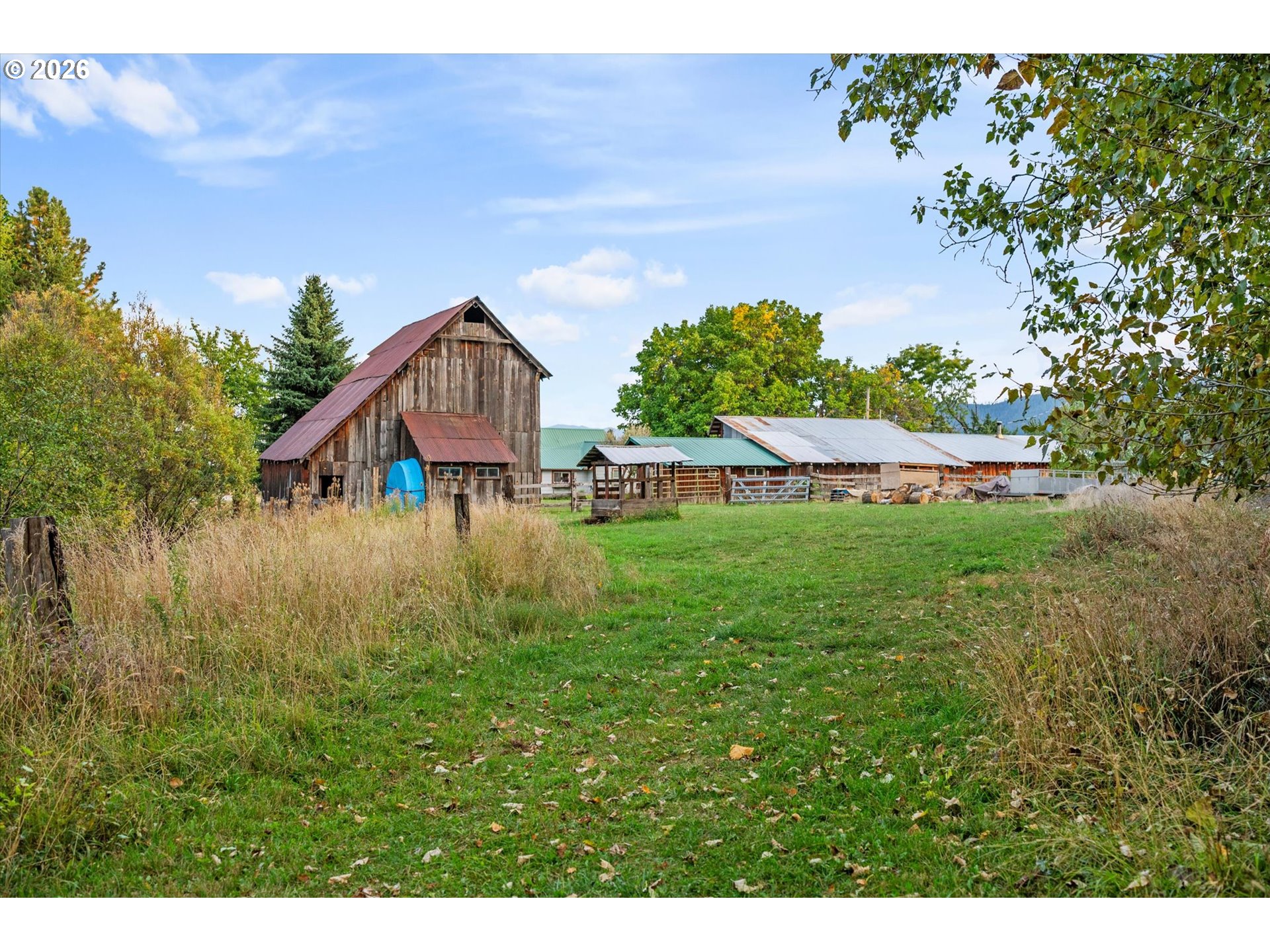 main property photo 27