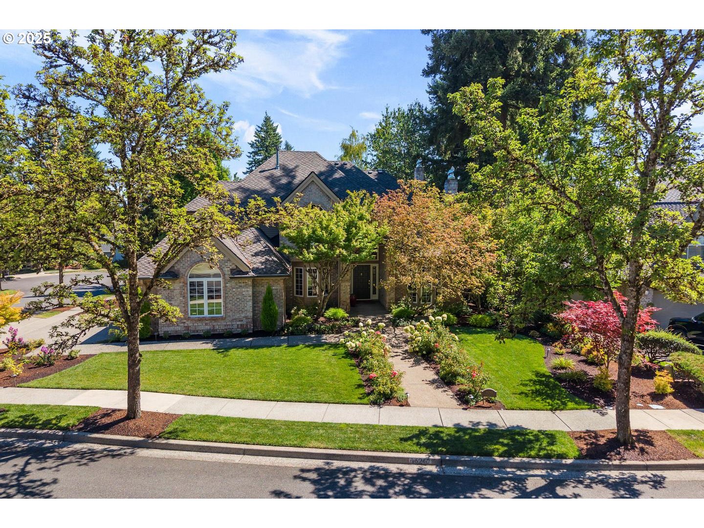 main property photo 0